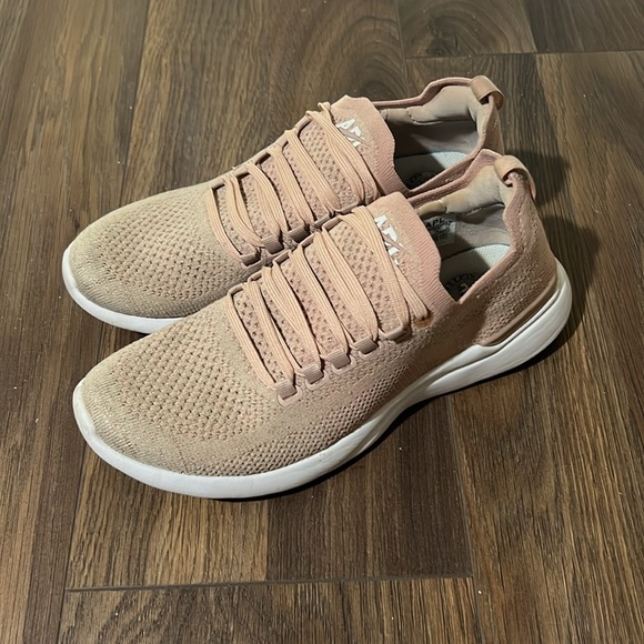 APL Techloom Breeze sneaker women’s 8.5 - Picture 2 of 5